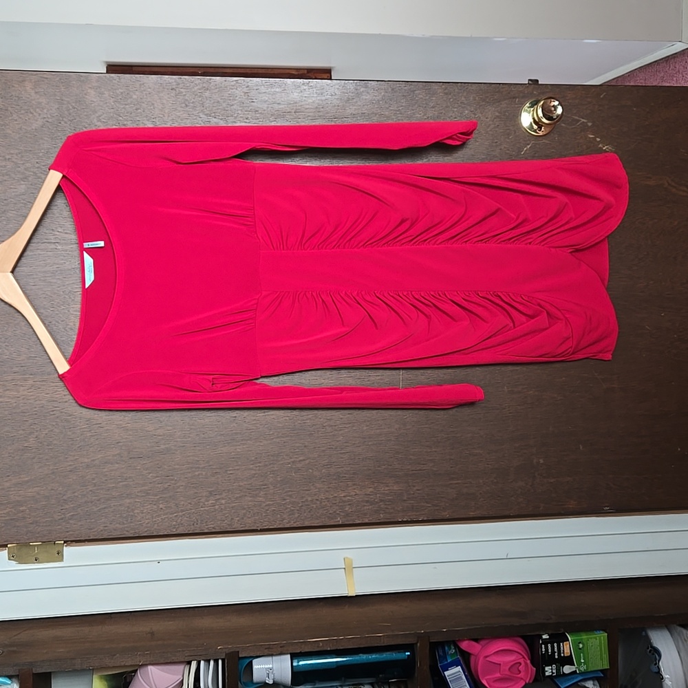 Slim fabulous red dress